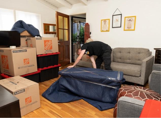 Mover wrapping household items